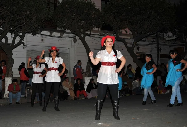 The inhabitants of the city during the carnival in honor of the virgin of Guadalupe. — Stock Photo, Image