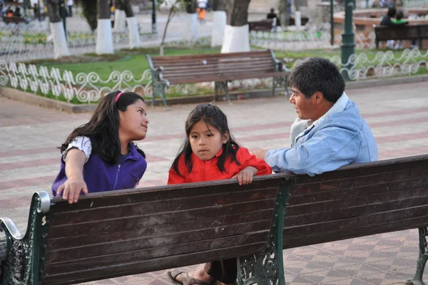 Habitantes en la calle de Sucre . — Foto de Stock