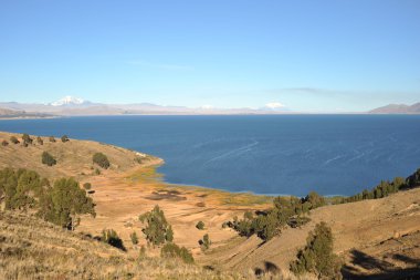 dağ Titikaka Gölü.