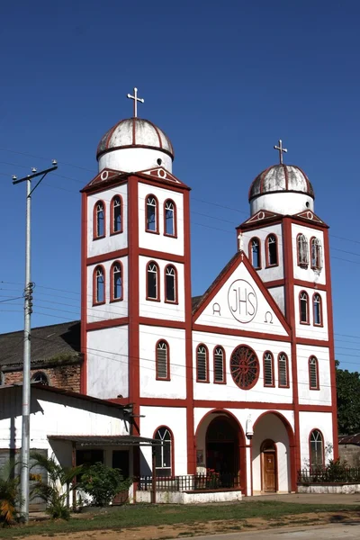 Церковь в городе Ла-Макарена . — стоковое фото