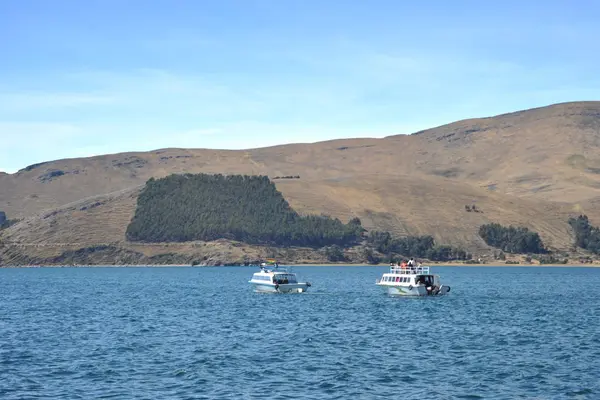 Lac de montagne Titicaca . — Photo