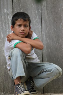 Yerliler şehrin sokaklarında