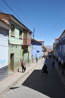 yerel sakinlerinin şehir sokaklarında