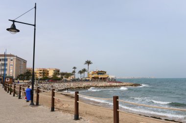 Punta prima popüler tatil beldesi Torrevieja, en güneydeki bir parçasıdır