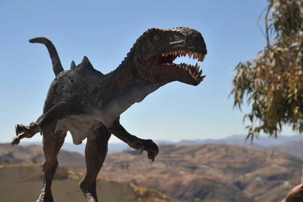 Great dinosaur Park, where traces of these ancient reptiles — Stock Photo, Image