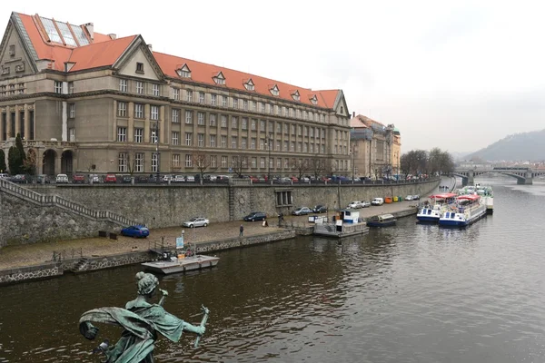 Prag. Floden Vltava — Stockfoto
