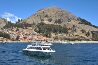 dağ Titikaka Gölü.