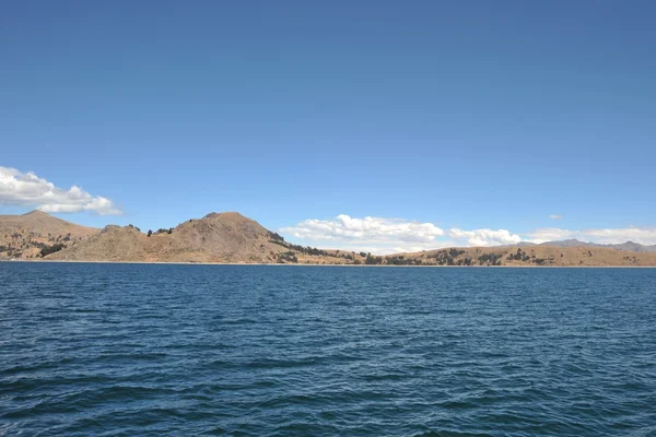 Lago de montaña Titicaca . —  Fotos de Stock