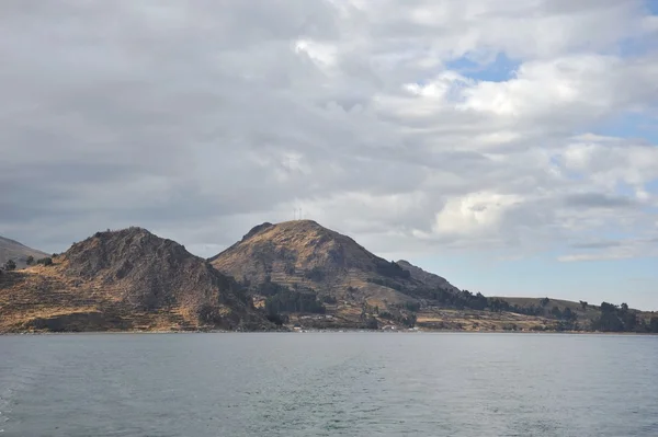 Lago di montagna Titicaca . — Foto Stock