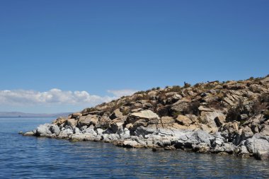 Sun Island lake Titicaca üzerinde yer alır.