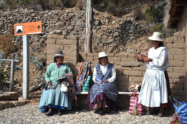 Unknown woman on the island of the Moon
