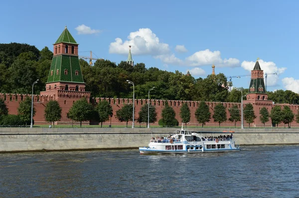 Rzeka Moskwa i Kremla. — Zdjęcie stockowe