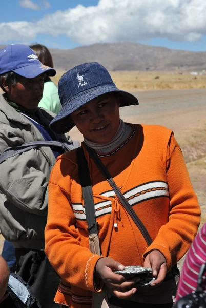 Onbekende Boliviaanse vrouw uit Tiahuanaco — Stockfoto