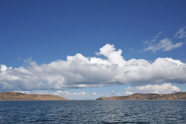 Lago di montagna Titicaca . — Foto Stock