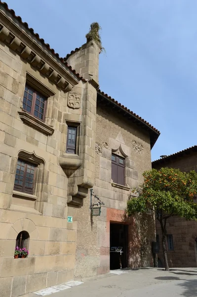 Spansk by - arkitektoniska Museum i Barcelona — Stockfoto