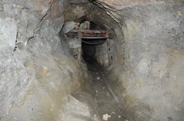 Gümüş madeni.