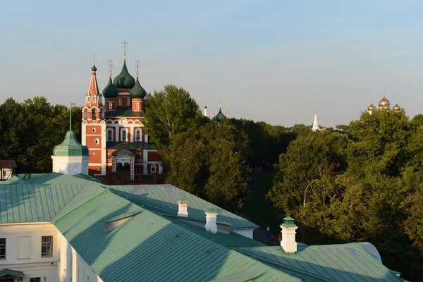 Yaroslavl. Widok z dzwonnicy. — Zdjęcie stockowe