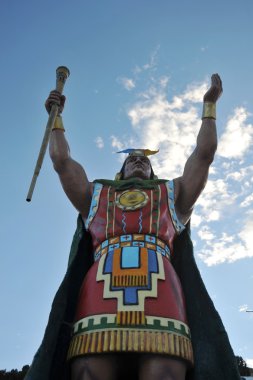 San Pedro de Tikina Hintliler için anıt