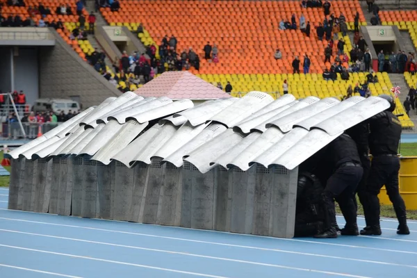 Policie na stadionu. — Stock fotografie