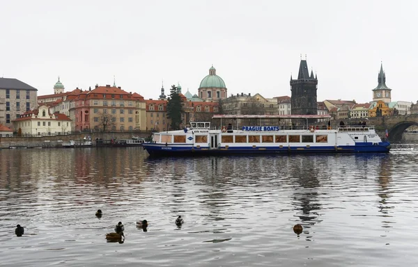 Praha. Řeka Vltava — Stock fotografie