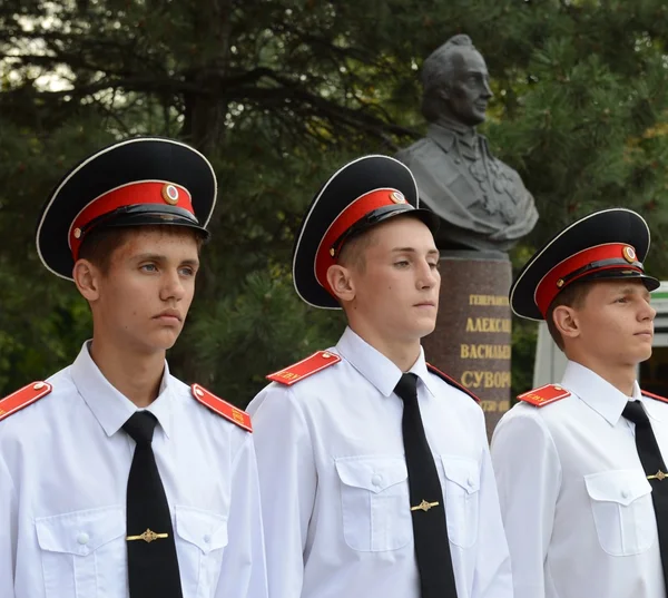 Cadetes Novocherkassk Suvorov escuela militar — Foto de Stock