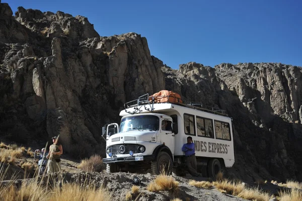 Turister i bolivianska Altiplano — Stockfoto