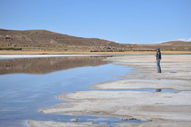 Uyuni tuz daireler, turistlere Altiplano Tuz Gölü kurudu