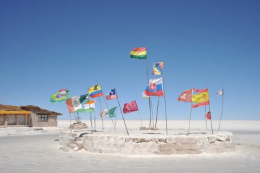 Uyuni tuz daireler turistlere tuz otel