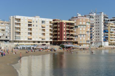 Torrevieja şehirde plaj alanı