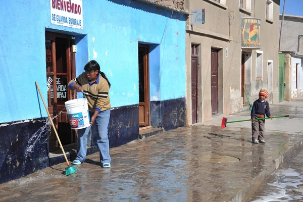 Residenti della città di Uyuni . — Foto Stock