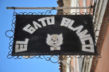 Sokak Potosi tabelada Cafe.