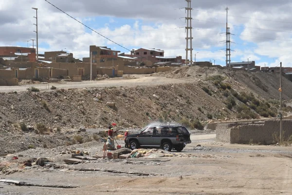 I utkanten av staden i La Paz. — Stockfoto