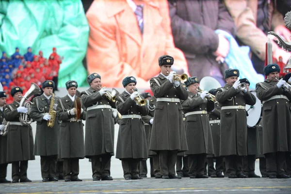 Brass band at the parade on November 7 at the red square. Moscow — Stock Photo, Image