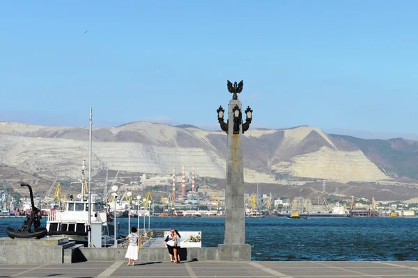 Novorossiysk è una città sulla costa Tsemess Bay del Mar Nero — Foto Stock