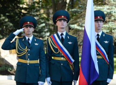 The standard group of the honor guard, internal troops of the MIA of Russia.Special military formations are designed to ensure the internal security of the state.