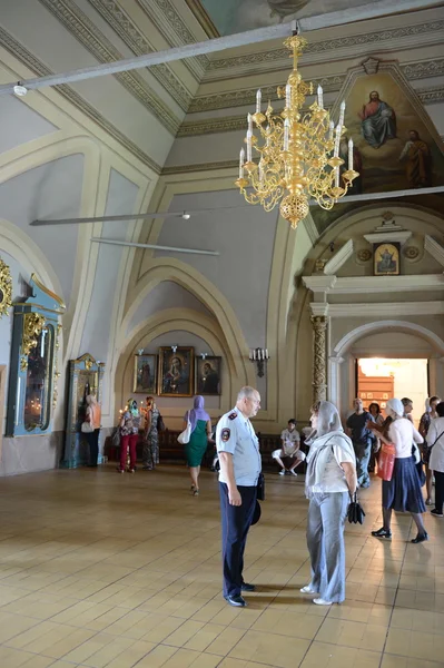 Interior of the assumption Church . Novodevichy Bogoroditse-Smolensky monastery - Orthodox convent in Moscow on Devichie field. — ストック写真