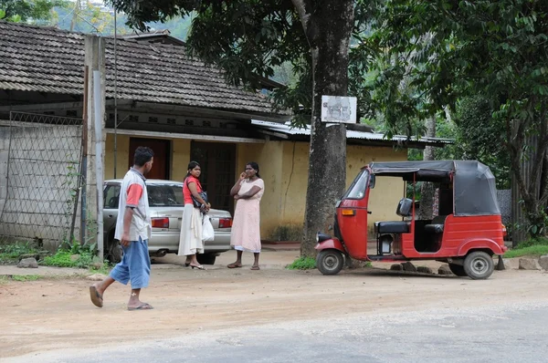Residentes de la ciudad de Kandy . — Foto de Stock