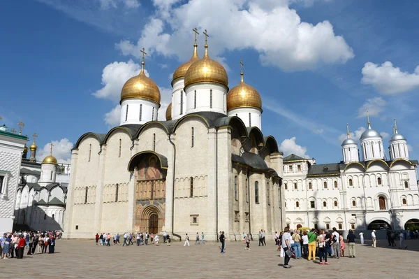 The Moscow Kremlin. Cathedral of the assumption. — Stock Photo, Image