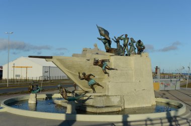 Punta Arenas denizcileri için anıt.