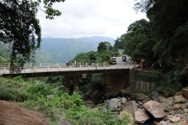 Köprü dağlarda Sri Lanka Adası