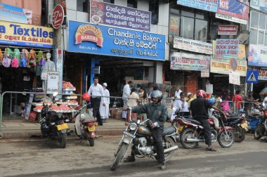 Yerliler Galle sokak.