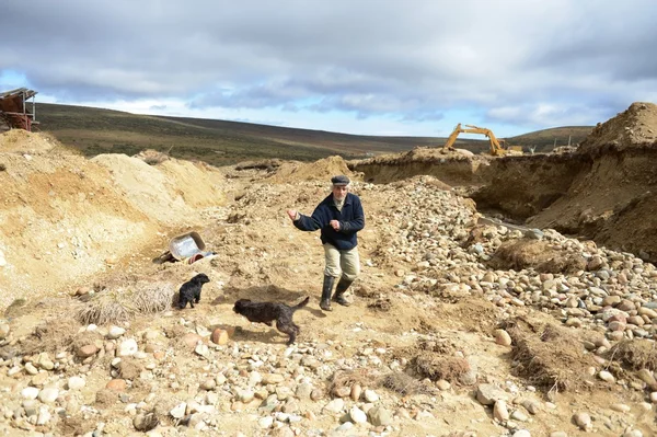 The gold mine on the island of Tierra del Fuego. — Stock Photo, Image