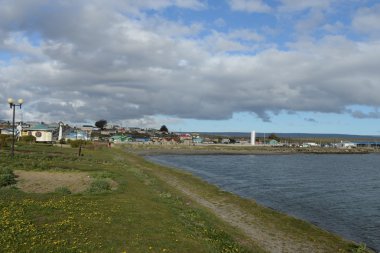 Porvenir Şili üzerinde Adası Tierra del Fuego bir köydür.
