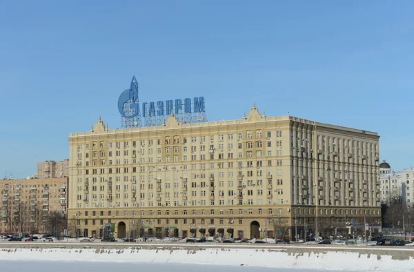 Construyendo en el terraplén de Krasnopresnenskaya en Moscú . —  Fotos de Stock