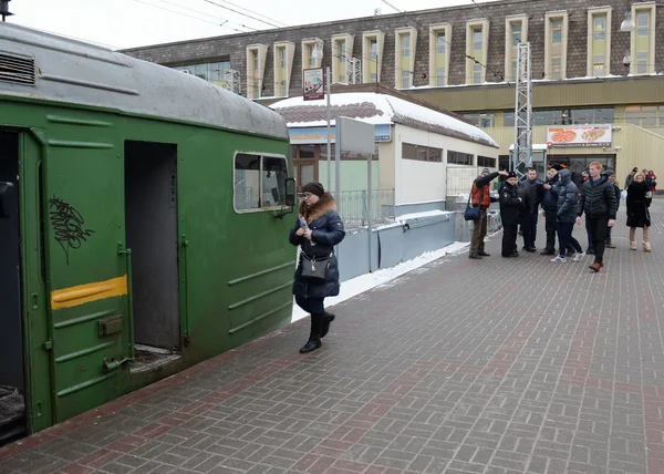 Tren de cercanías a Paveletsky estacion de tren Moscow — Foto de Stock