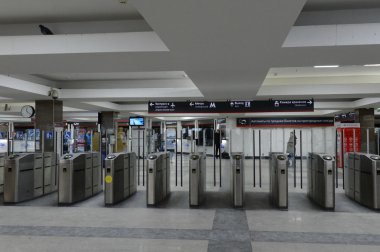 Turnike üzerinde Paveletsky tren istasyonu Moskova
