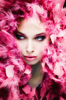 Güzellik yüzü tüylü