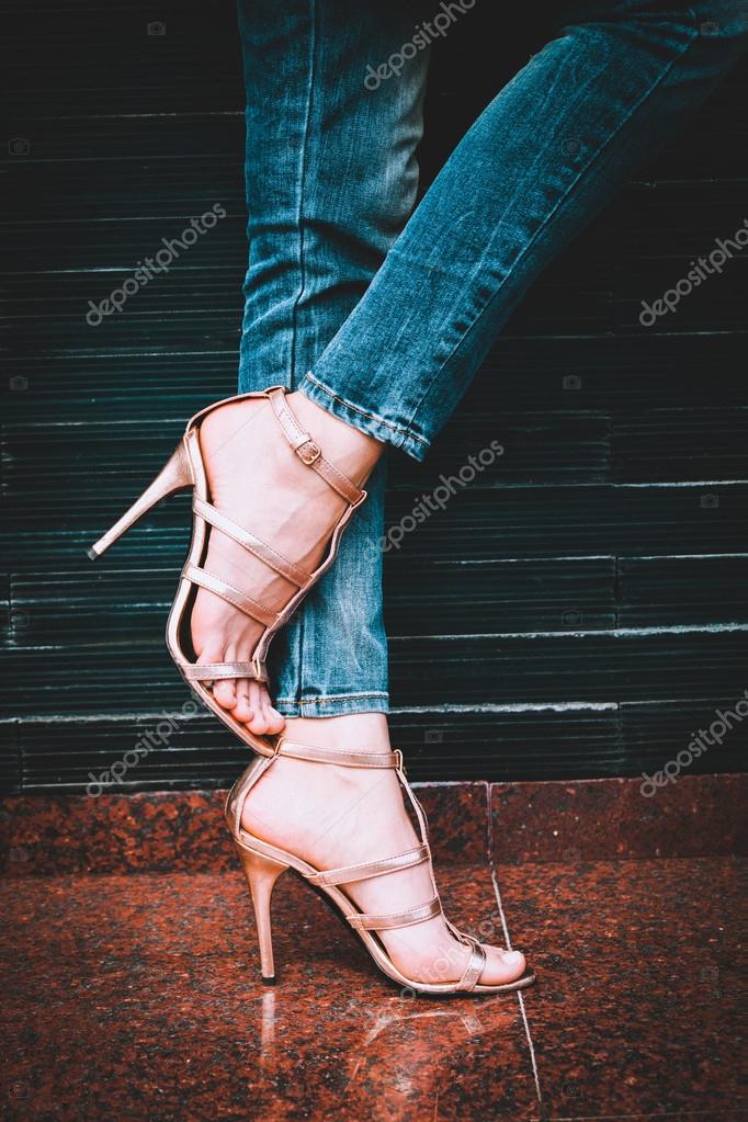 blue high heels photography