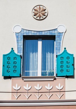 Evin penceresi ve süslemeleri hakkında güzel detaylar mimari detaylar 