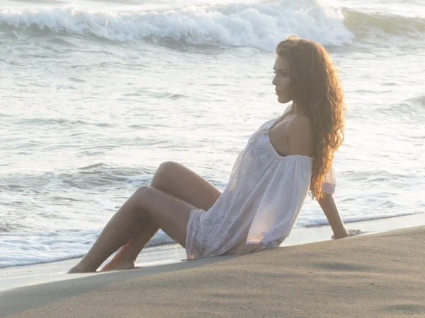 Portrait on beach — Stock Photo, Image